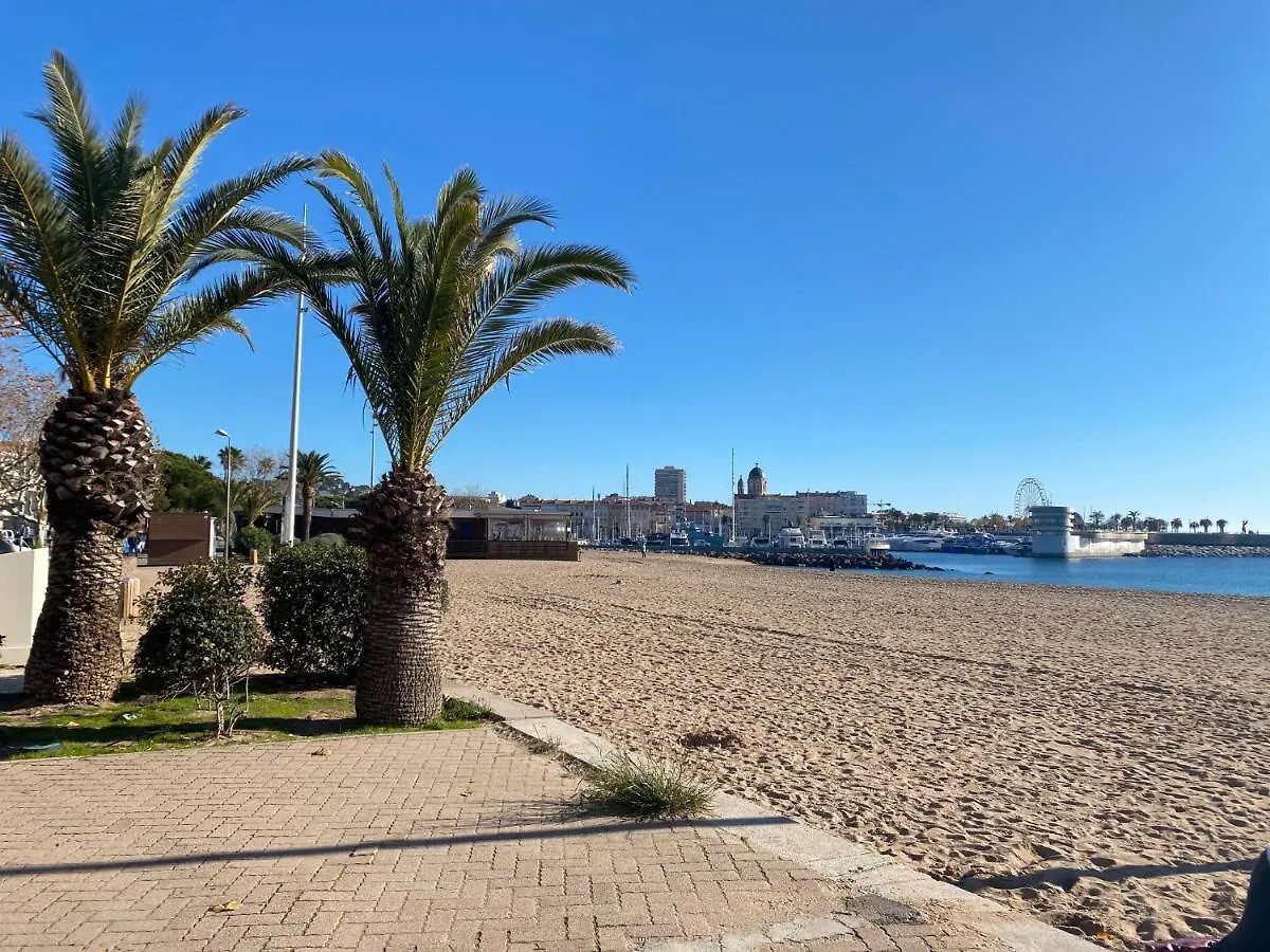 Frejus Var Appartement 150 M Des Plages 0*,